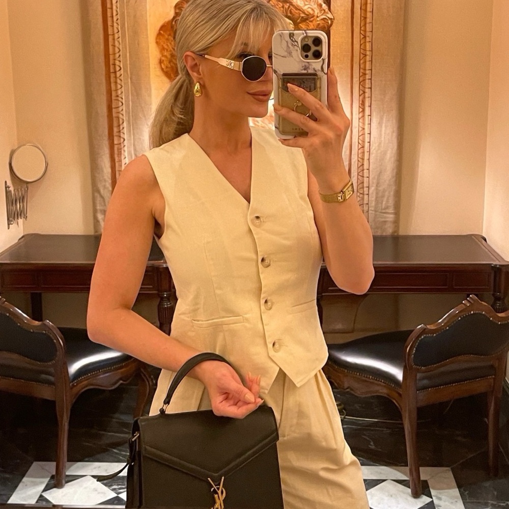 Ivory linen vest short set - Picture 3 of 4
